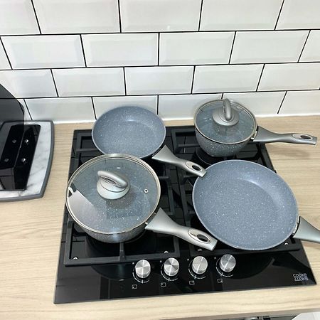 艾尔斯伯里2 Bed Town Centre Nr Theatre Free Park Wi-Fi & Garden公寓 外观 照片
