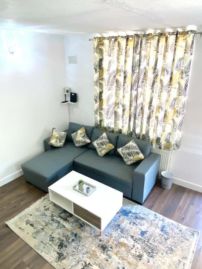 艾尔斯伯里2 Bed Town Centre Nr Theatre Free Park Wi-Fi & Garden公寓 外观 照片
