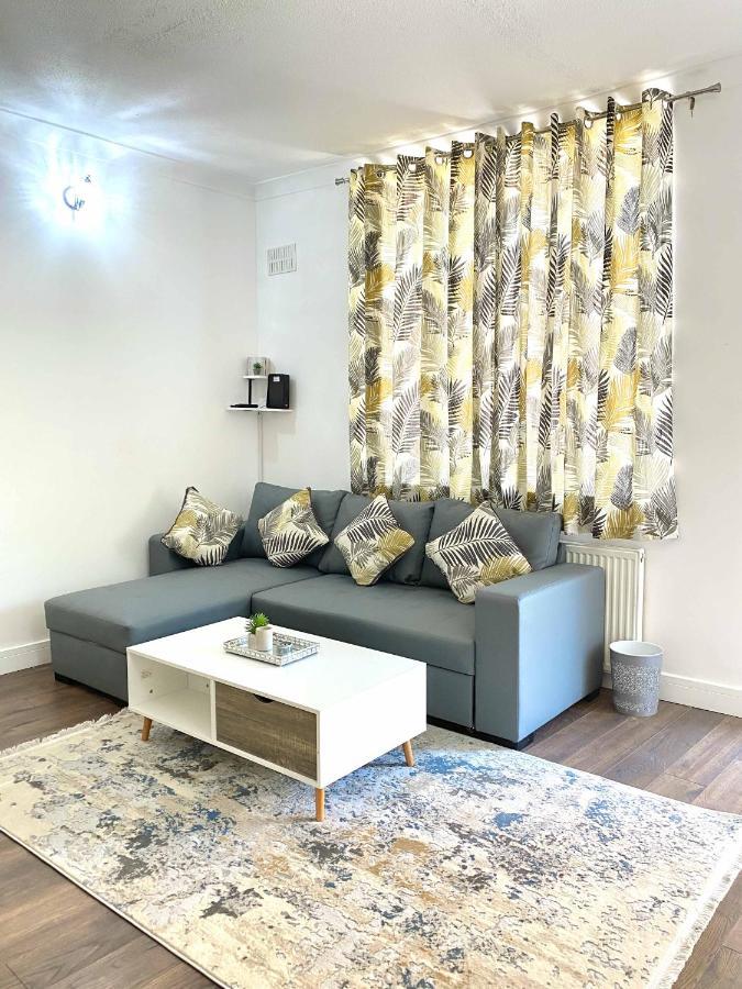 艾尔斯伯里2 Bed Town Centre Nr Theatre Free Park Wi-Fi & Garden公寓 外观 照片