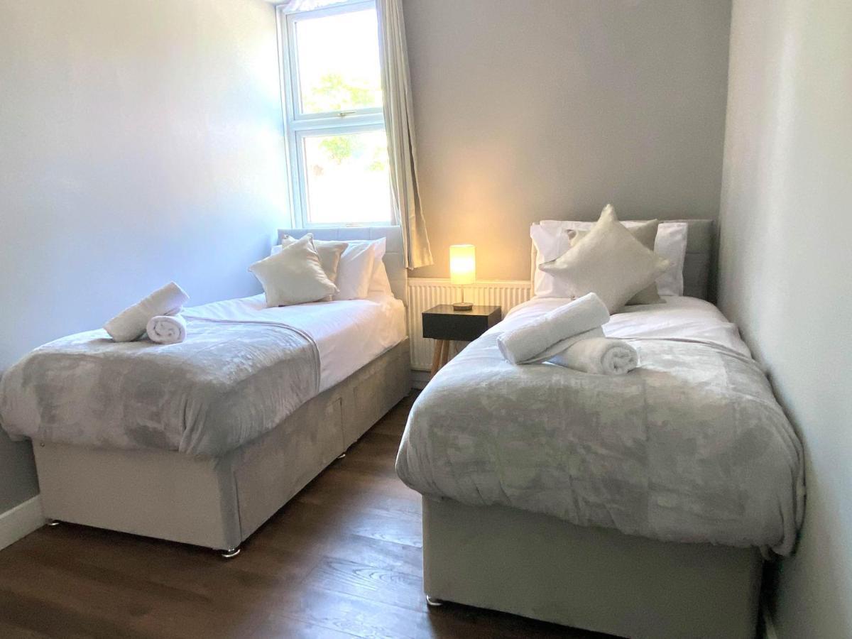 艾尔斯伯里2 Bed Town Centre Nr Theatre Free Park Wi-Fi & Garden公寓 外观 照片