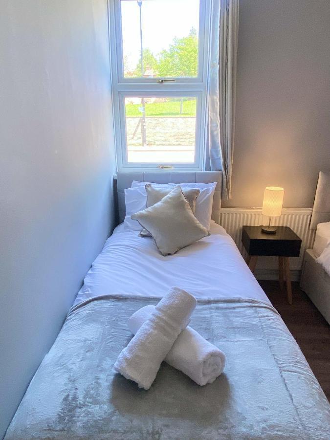 艾尔斯伯里2 Bed Town Centre Nr Theatre Free Park Wi-Fi & Garden公寓 外观 照片