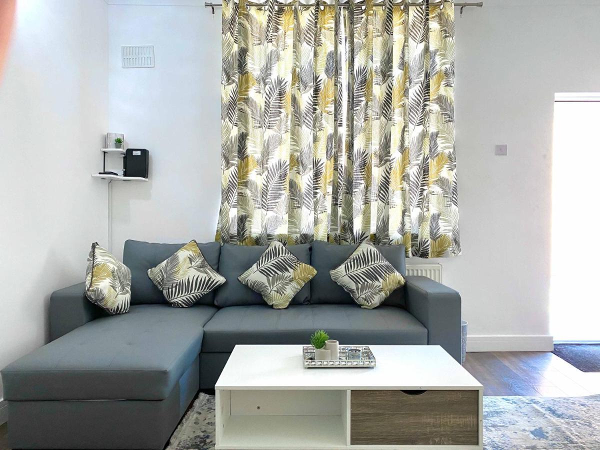 艾尔斯伯里2 Bed Town Centre Nr Theatre Free Park Wi-Fi & Garden公寓 外观 照片